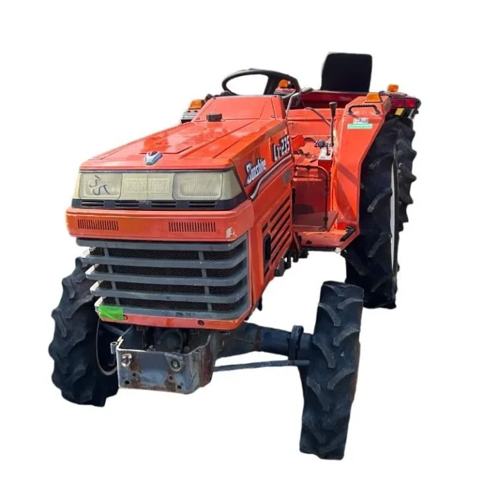 Tractor Kubota L1-235 cu freza